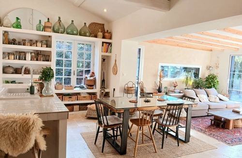 Castries Villa | Villa des Oliviers in Montpellier's Little Versailles