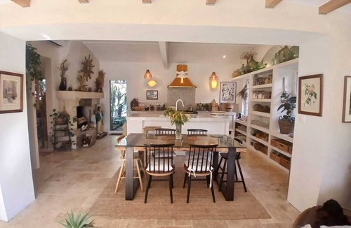 Castries Villa | Villa des Oliviers in Montpellier's Little Versailles