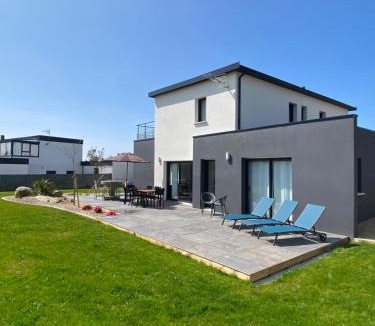 Cleder Villa | villa des rivages