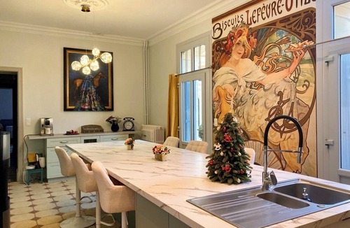 Lucon House | Villa des roses