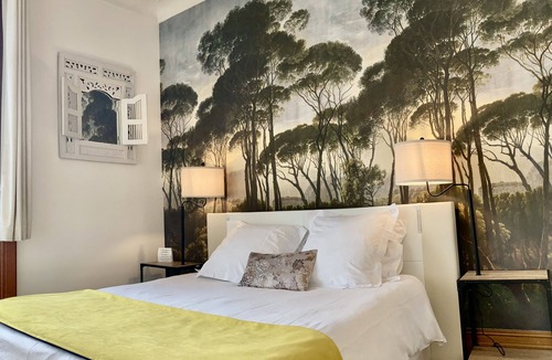 Lucon House | Villa des roses