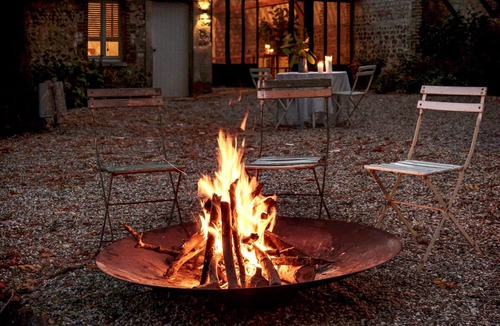 Muids Villa | Villa Des Roses - Seven Bedroom Villa, Sleeps 15