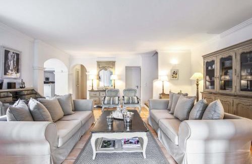 Les Restanques Villa | Villa des Roses - Welkeys