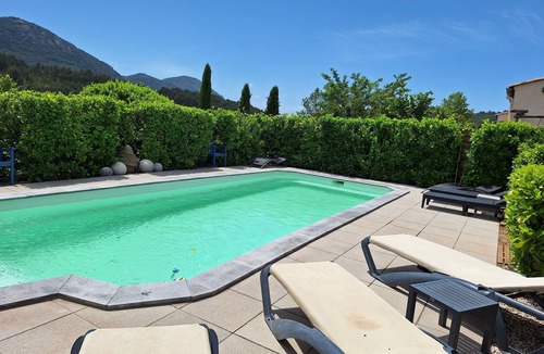 Arques Villa | Villa des Terres Rouges Avec Piscine Dans L'aude