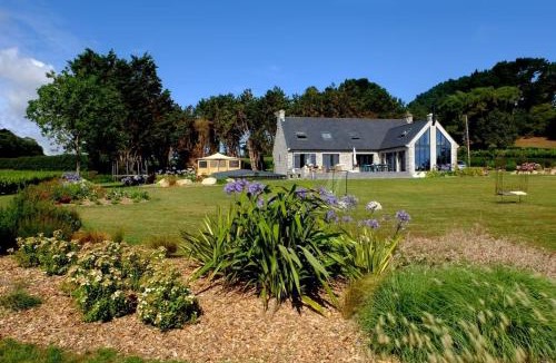 Lanmodez Villa | Villa Design de Luxe, vue Bréhat