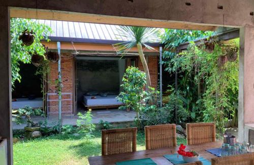 Bukit Lawang House | Villa di Bukit Lawang: LocalDailyLife, near Jungle