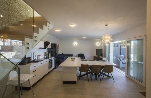 Vis Villa | Villa Diamond – Panoramic Sea View with Private Heated Pool