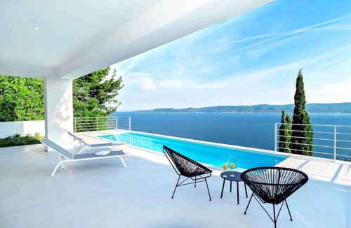 Mimice Villa | Villa Dinara - Three Bedroom Villa, Sleeps 6