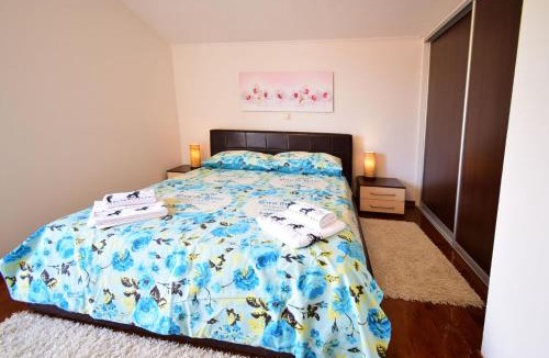 Muc Villa | VILLA DINJA