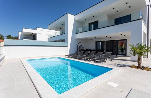 Klimno Villa | Villa Diva with heated pool and Seaview