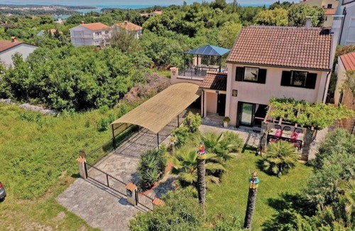 Premantura Villa | "Villa Dolce Vita" up to 9 beds with private garden and swimming pool