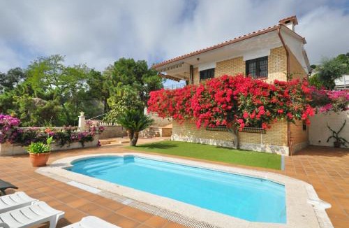 Lloret de Mar Ski Chalet | Villa Dolcedo