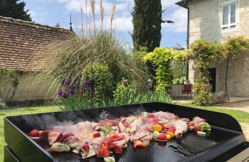 Les Avenieres House | Villa "Domaine du Manoir" by Interhome