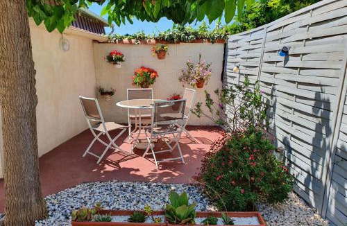 Frontignan Apartment | Villa Dora