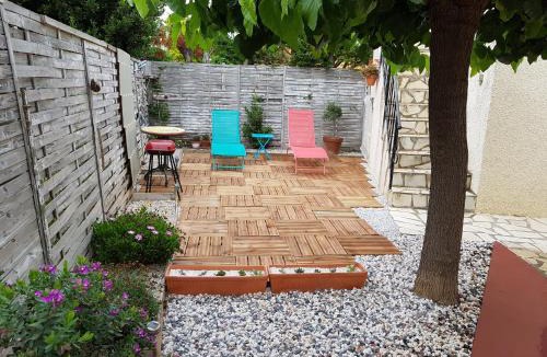 Frontignan Apartment | Villa Dora