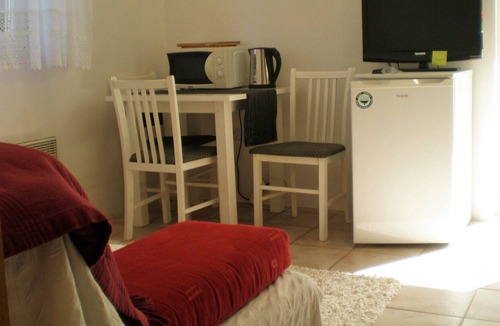 Stikovica Apartment | Villa Doris - Apartment, 1 bedroom, max 2 adults and 1-2 children, sea view