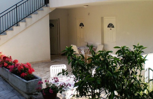 Stikovica Apartment | Villa Doris - Room for 2+1 adults with sea view terrace