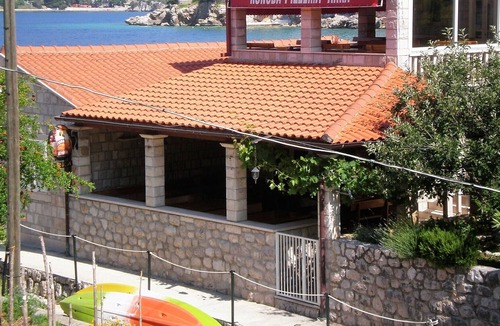 Stikovica Apartment | Villa Doris - STUDIO Apartment for 3 adults, ground floor