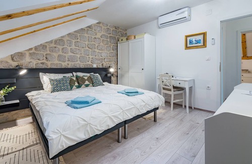 Mali Ston Villa | Villa Dovecote with Private Sauna, Jacuzzi & Gym