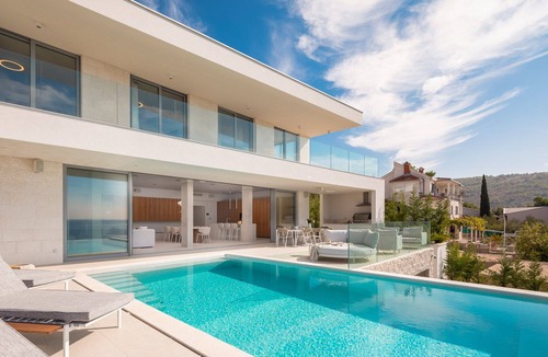 Primosten Burnji Villa | Villa Dream Pearl with Heated Pool