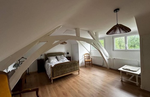 Cenon-sur-Vienne House | villa du beau port