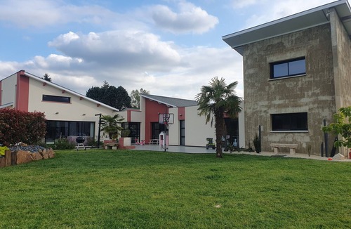 Parigne-lʼEveque Villa | Villa du bonheur