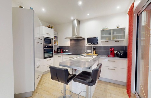 Saint-Brevin-les-Pins Villa | Villa du Rocher Vert Family getaway just a stone's throw from the ocean in Saint-Brévin