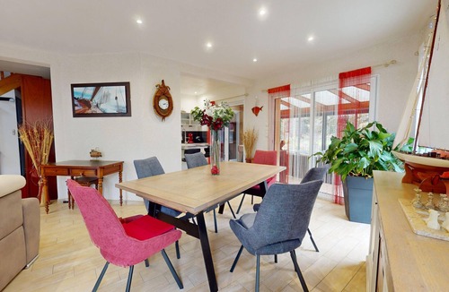 Saint-Brevin-les-Pins Villa | Villa du Rocher Vert Family getaway just a stone's throw from the ocean in Saint-Brévin