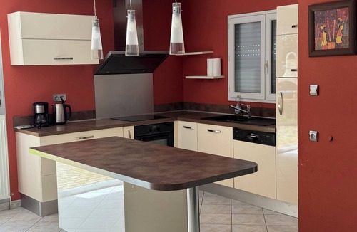 Beaune-les-Mines House | VILLA DU LAC