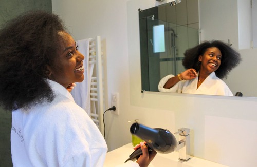 Riou - Petit Juas - Av de Grasse Bed & Breakfast | Villa du roc fleuri