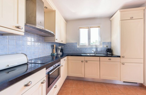 Vallon-Pont-d'Arc Villa | Villa du Soleil for 10 people