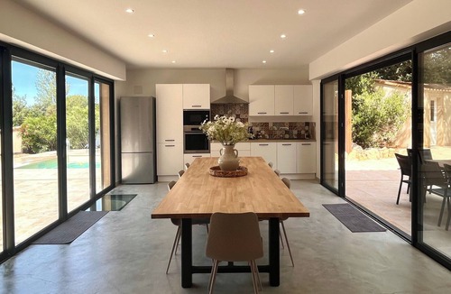 Salon-de-Provence Villa | Villa du Tallagard