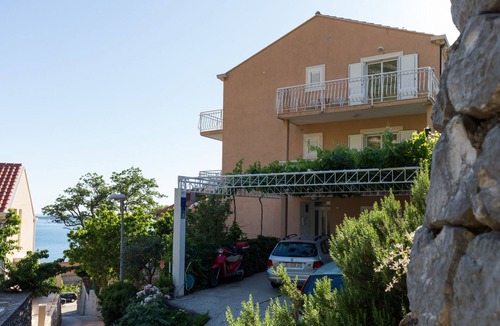 Plat Apartment | Villa Dubravka - Superior Studio Apartment with Balcony and Sea View