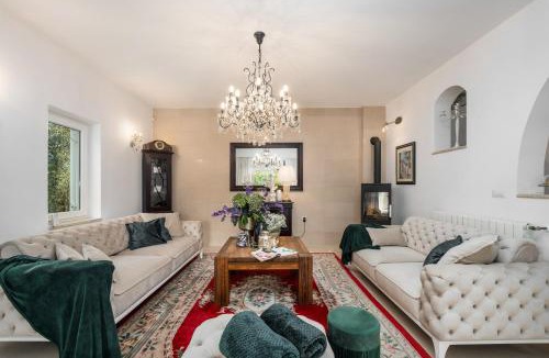 Gulici Villa | Villa Duga in Poreč for 12 people with sea view & only 1,2 km from beach