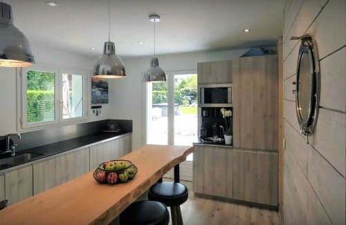 Doussard Villa | Villa Eau Bleue - OVO Network