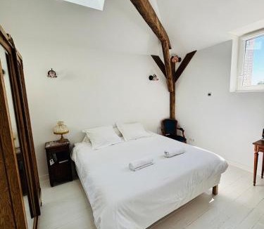 Gien Villa | Villa Ecureuils accessible à pied de la gare de Gien à 1h30 de Paris