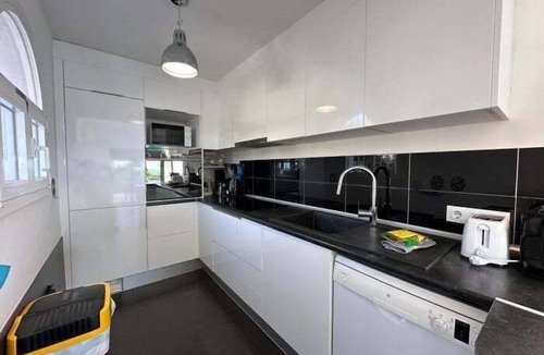 Almadraba-Canyelles Ski Chalet | Villa Eden Roc Av 22