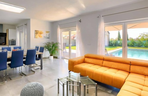 Sisan House | Villa Edi by Interhome