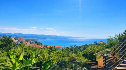 Mihotici Villa | Villa Eduarda pool&whirpool by Villas Guide
