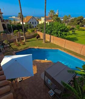 Vilanova I la Geltru Villa | Villa El Faro by Hello Homes Sitges