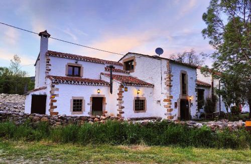 Molinos de Razon Ski Chalet | Villa El Molino Blanco