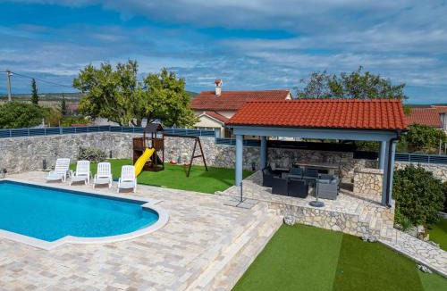 Benkovac Villa | Villa Elder ZadarVillas