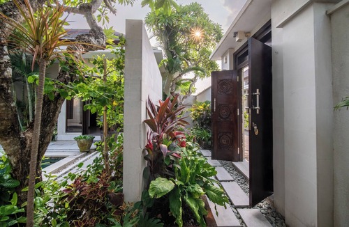 Seminyak Villa | Villa Eleni - Your Private Oasis in Seminyak - A Hosted Luxury Boutique Villa
