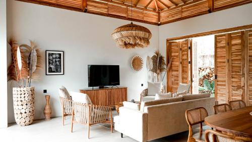 Selong Belanak Villa | Villa Elior Selong Belanak, South Lombok