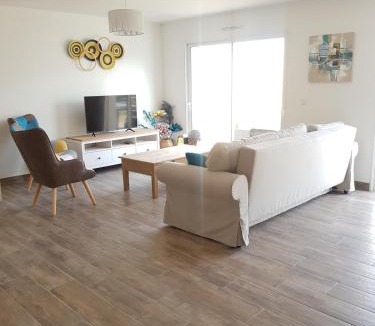 L'Epine House | VIlla Elise, lumineuse et proche plage