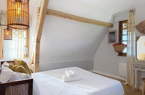 Touques Villa | Villa Elysia YourHostHelper