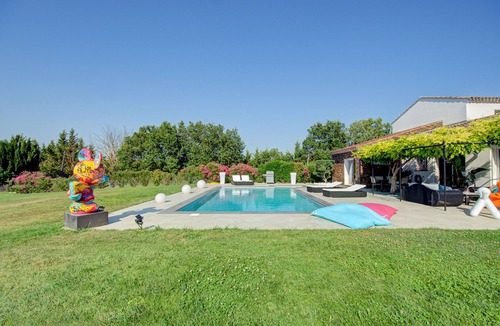 Grand Sud Villa | VILLA EMANEA with swimming pool in the heart of Provence Aixoise