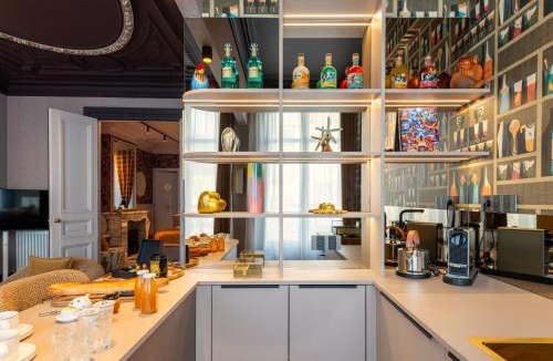 Saint Nicolas - Charles III - Ville vieille - Trois Maisons - Leopold Apartment | Villa Emilia - Suites de prestige au coeur de Nancy