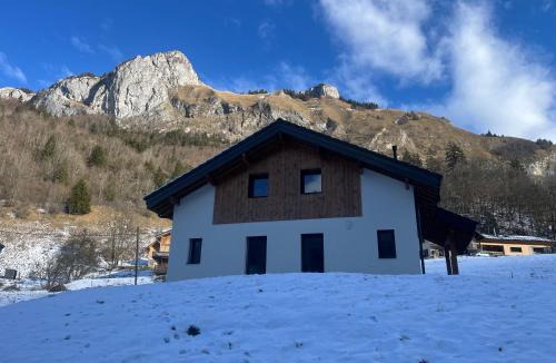 Bellevaux Villa | Villa en Bellevaux avec sauna et jacuzzi