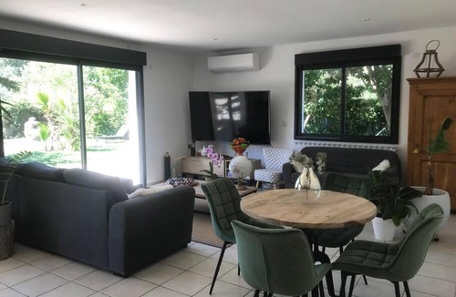 Senas Villa | Villa en provence